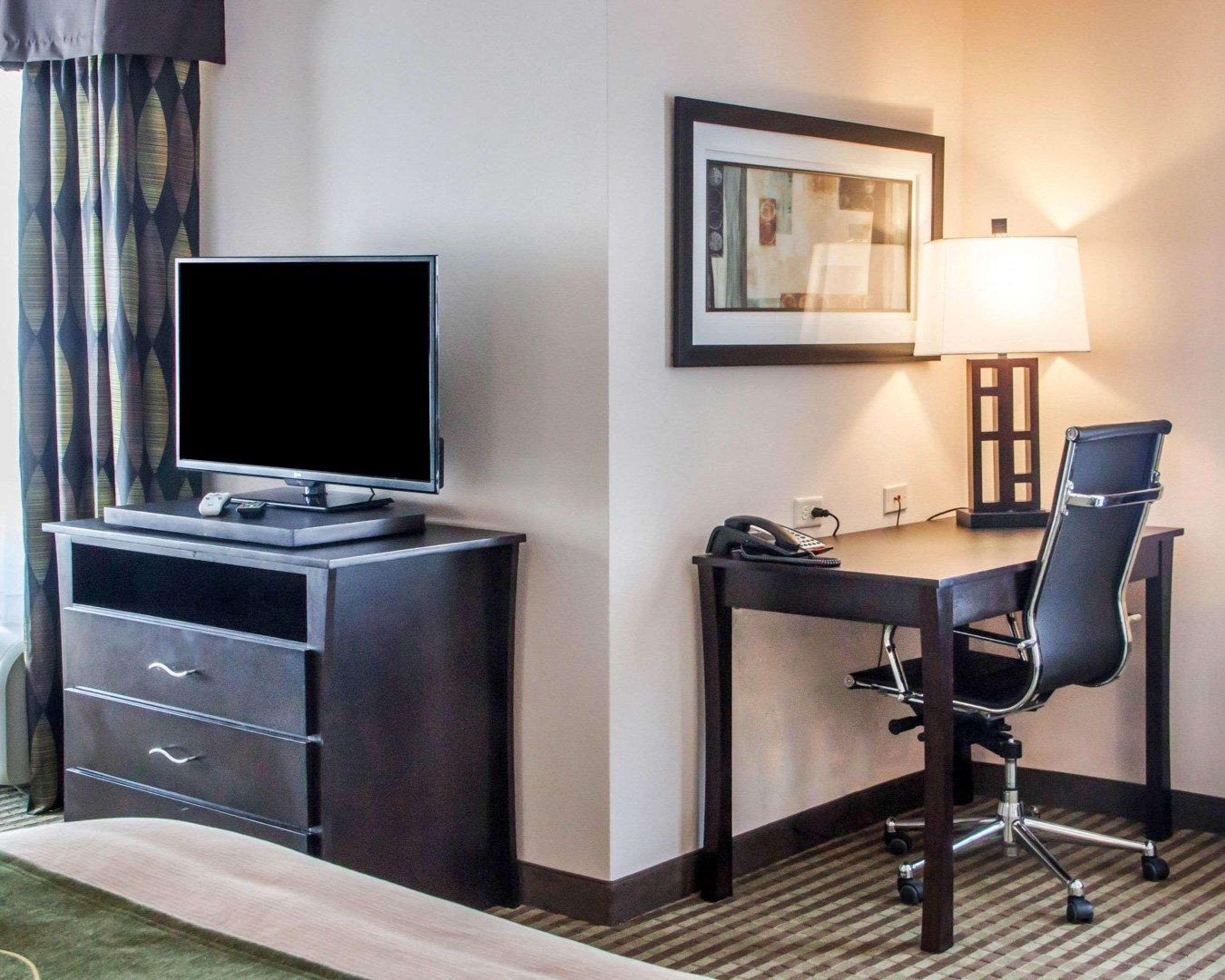 Comfort Inn & Suites Woodward Bagian luar foto