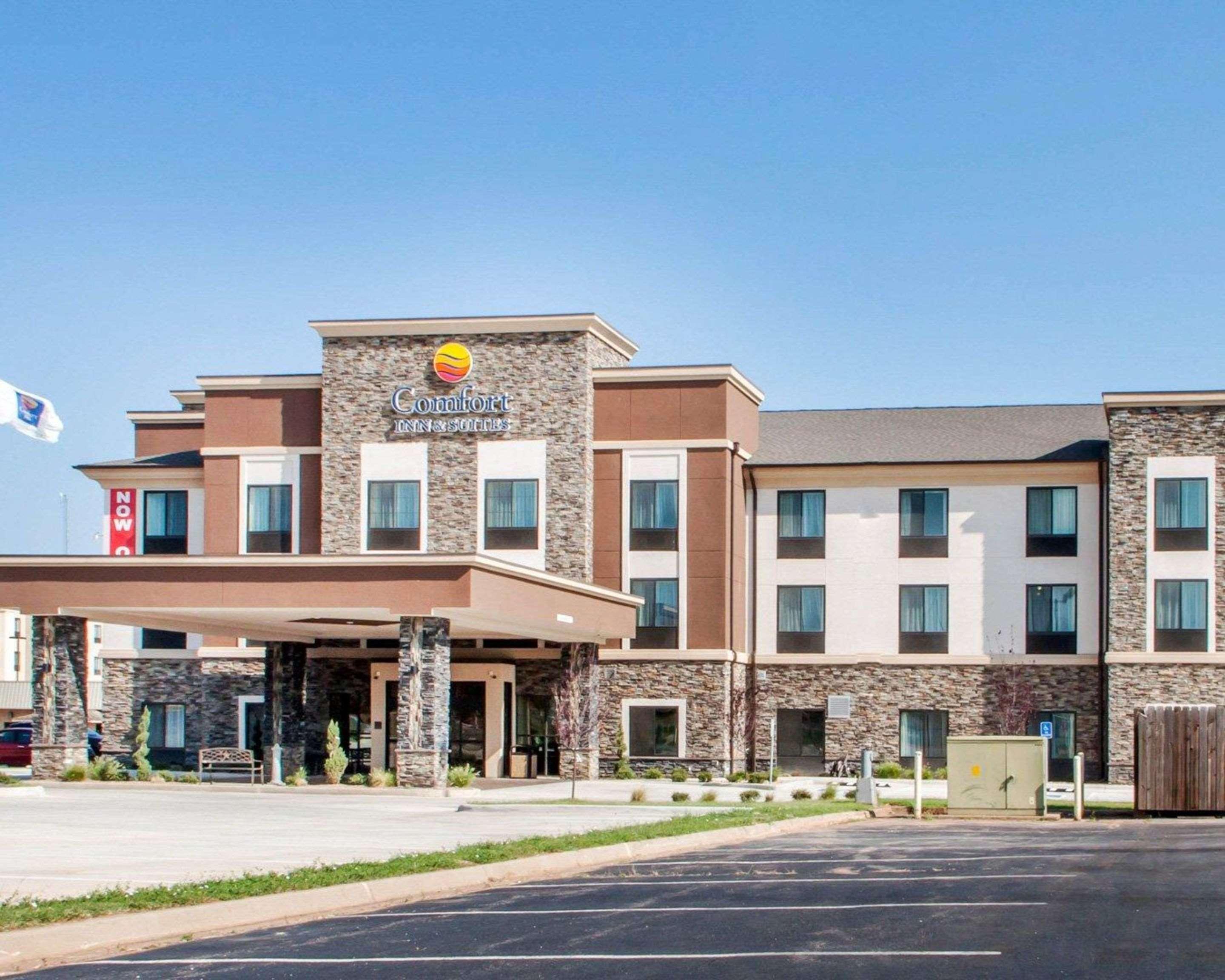 Comfort Inn & Suites Woodward Bagian luar foto