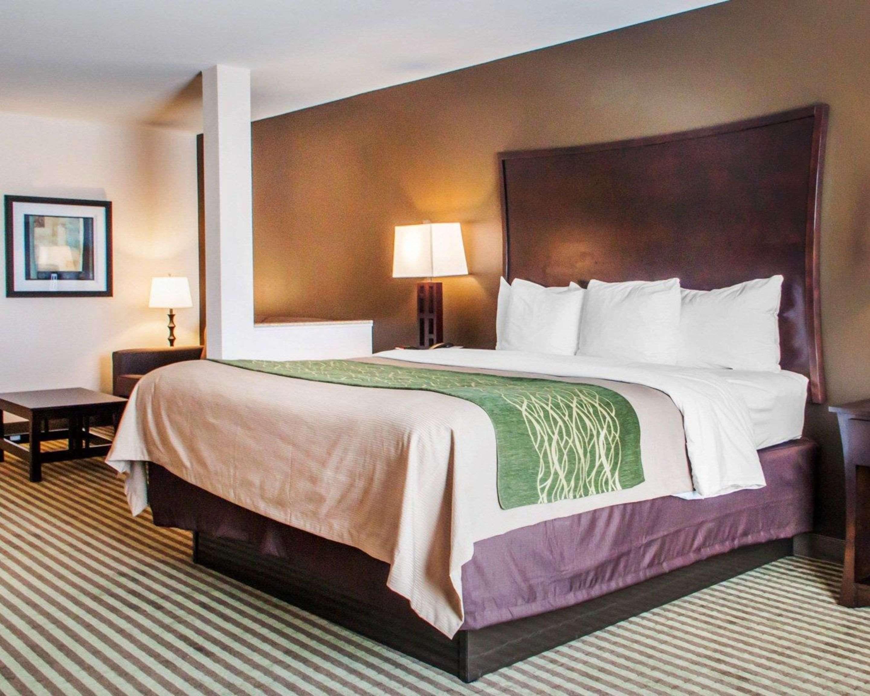 Comfort Inn & Suites Woodward Bagian luar foto